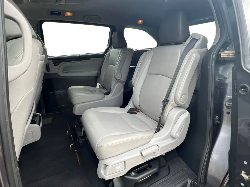 Honda Odyssey photo 17