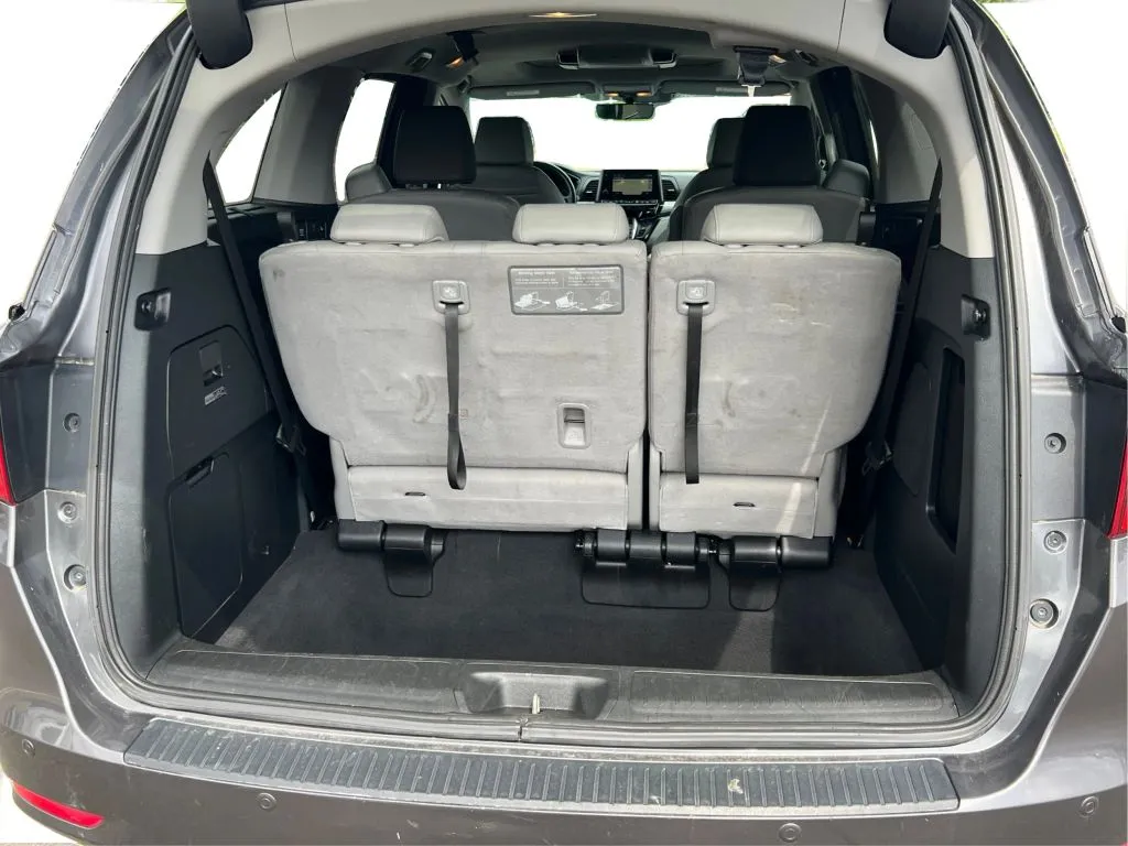 Honda Odyssey photo 18