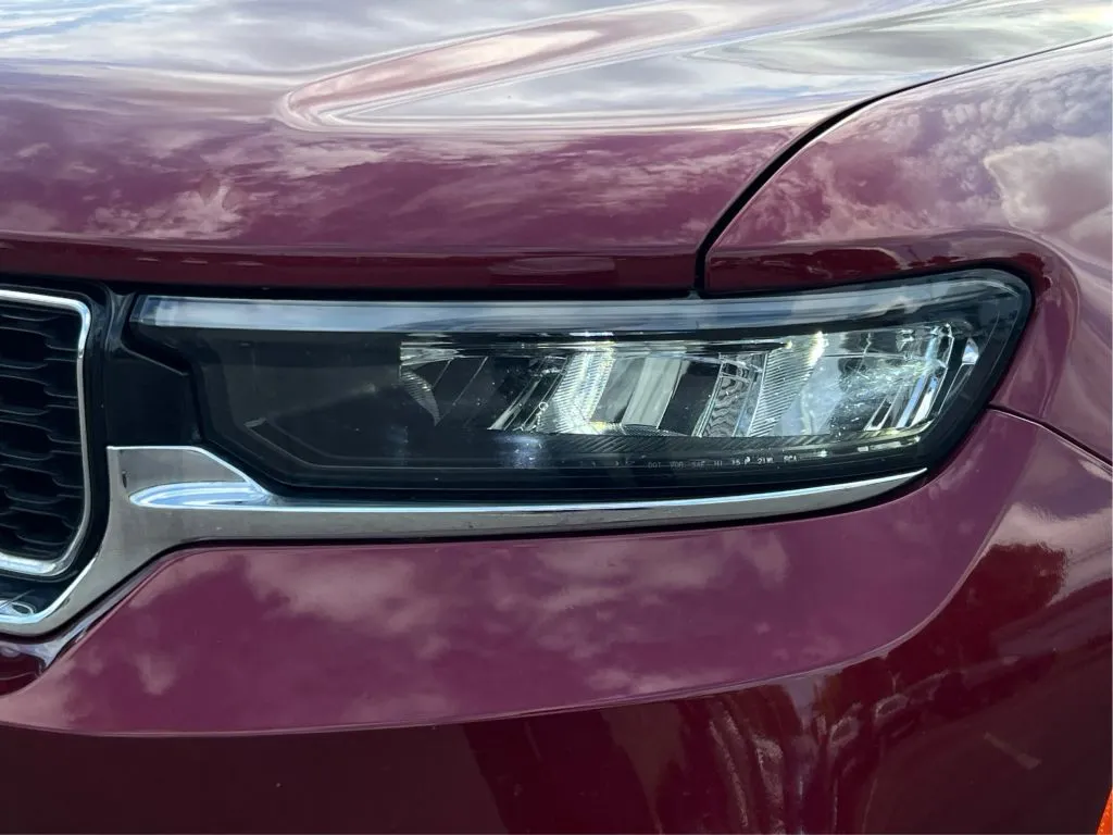 Jeep Grand Cherokee photo 33