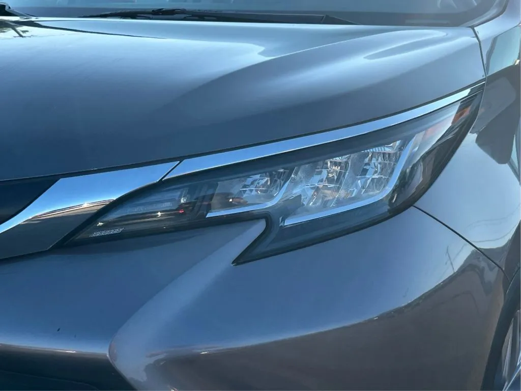 Toyota Sienna photo 33