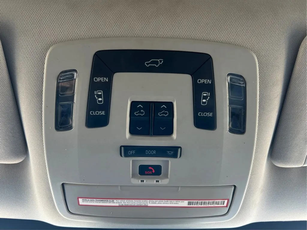 Toyota Sienna photo 41