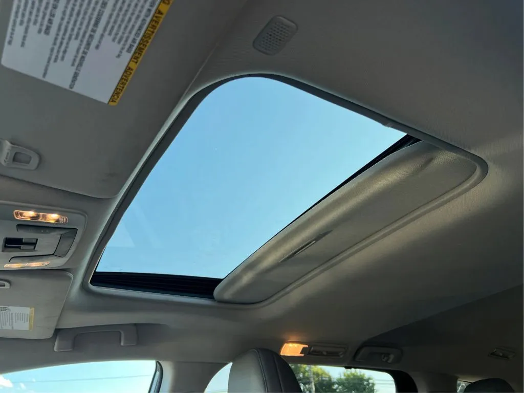 Toyota Sienna photo 27