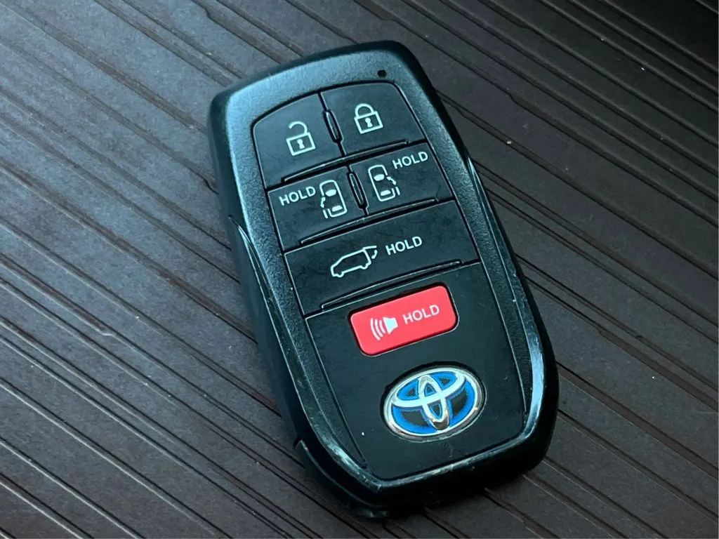 Toyota Sienna photo 43