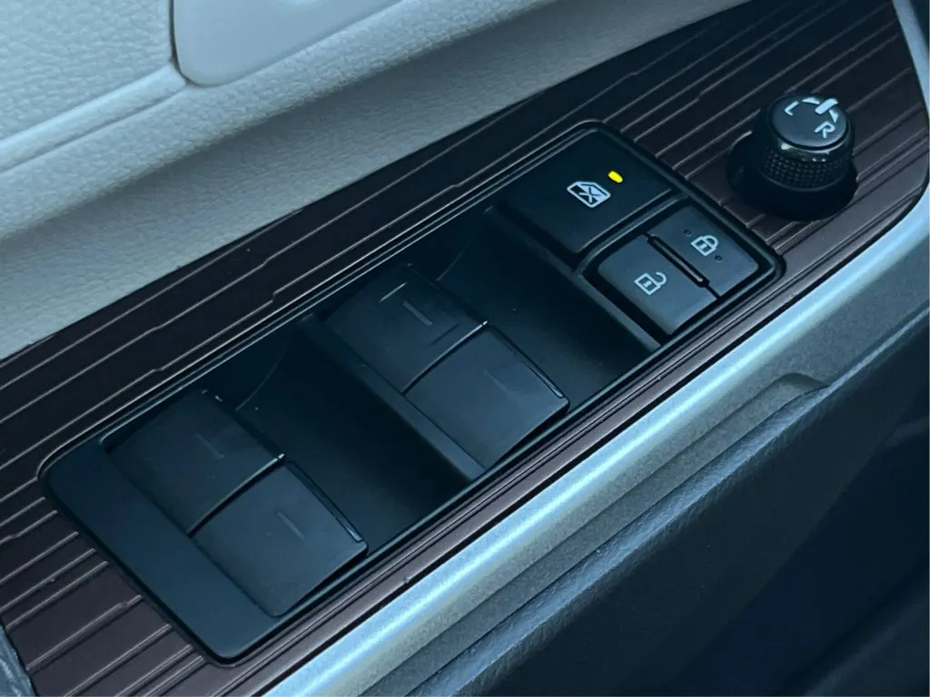 Toyota Sienna photo 44