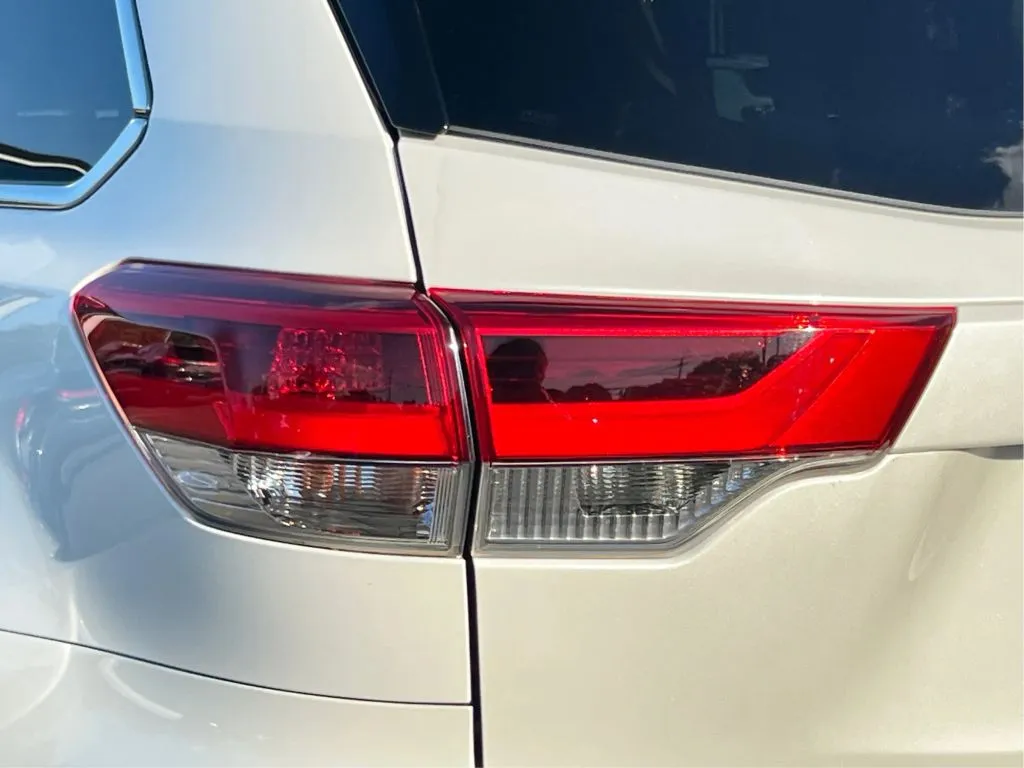 Toyota Highlander photo 34