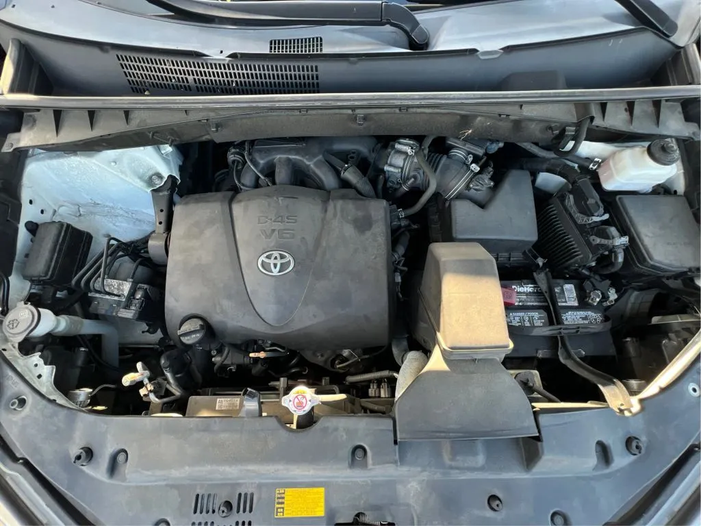 Toyota Highlander photo 29