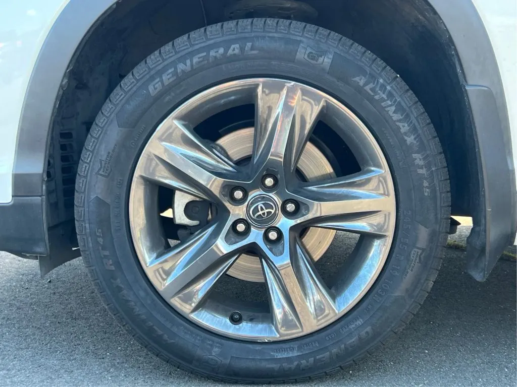 Toyota Highlander photo 31