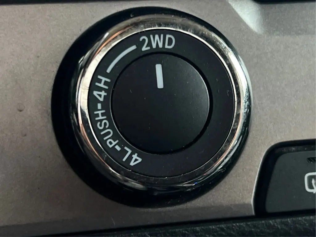 Toyota Tacoma photo 41