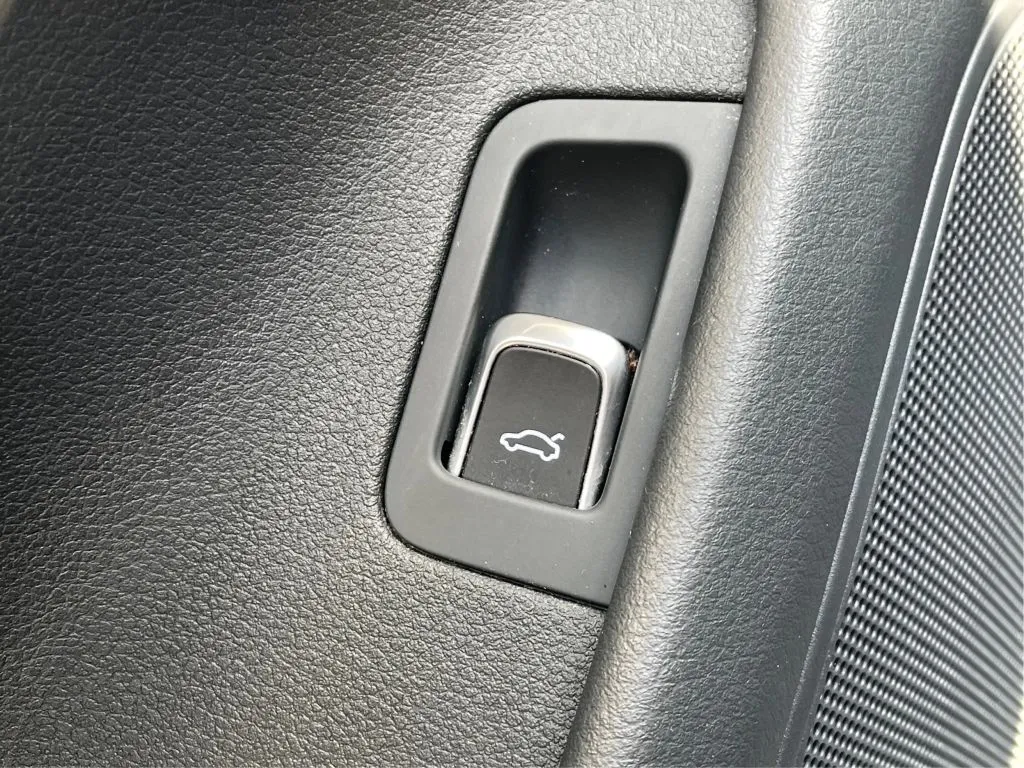Audi A6 photo 35