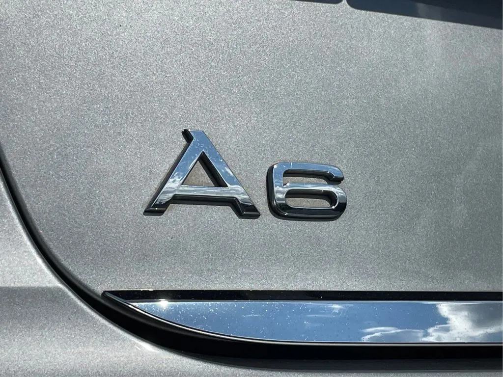 Audi A6 photo 30
