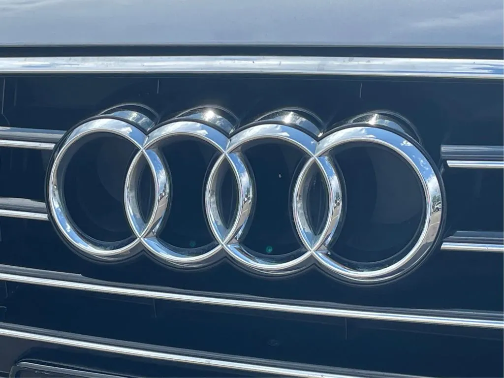 Audi A6 photo 36