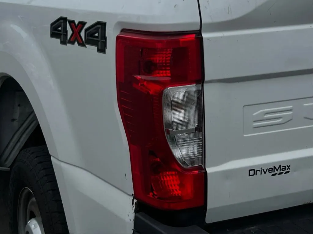 Ford F-350 photo 32