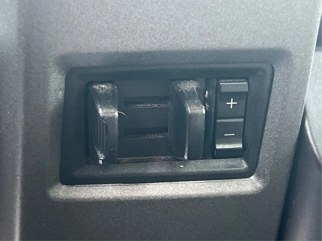 Ford F-350 photo 20