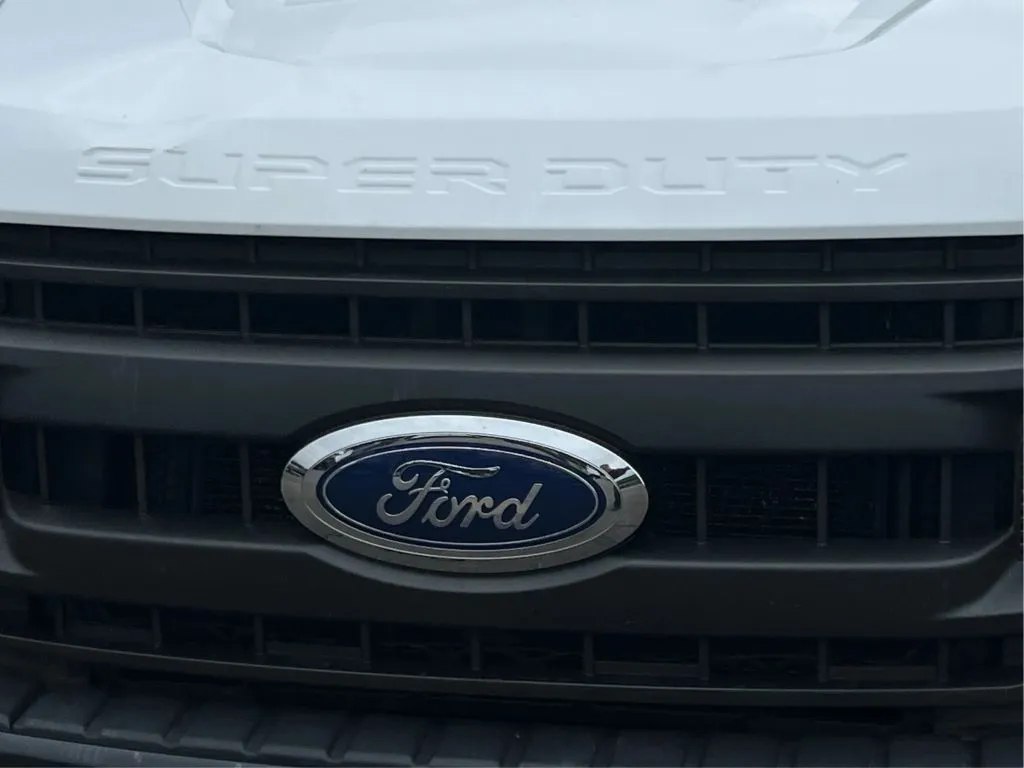 Ford F-350 photo 33
