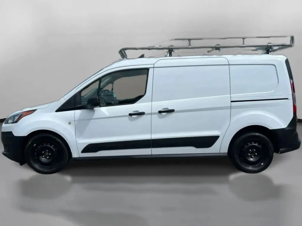 Ford Transit Connect photo 15