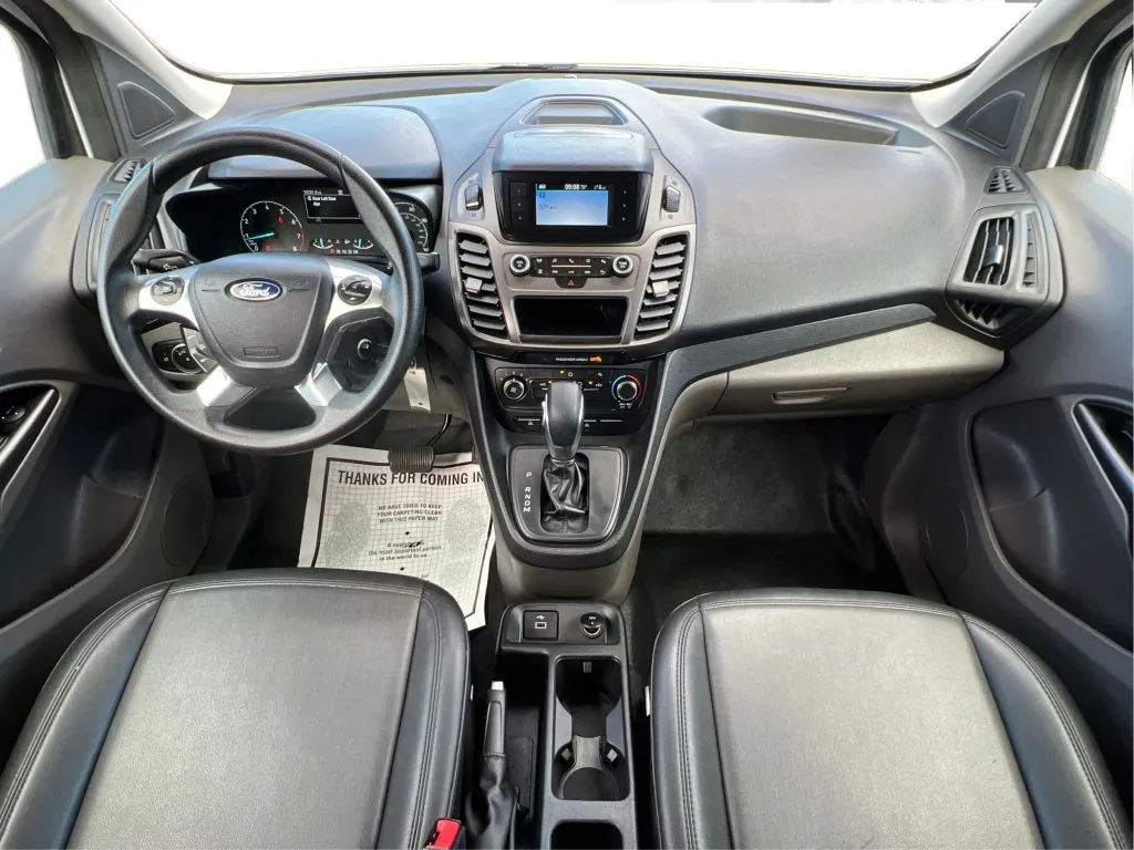 Ford Transit Connect photo 35