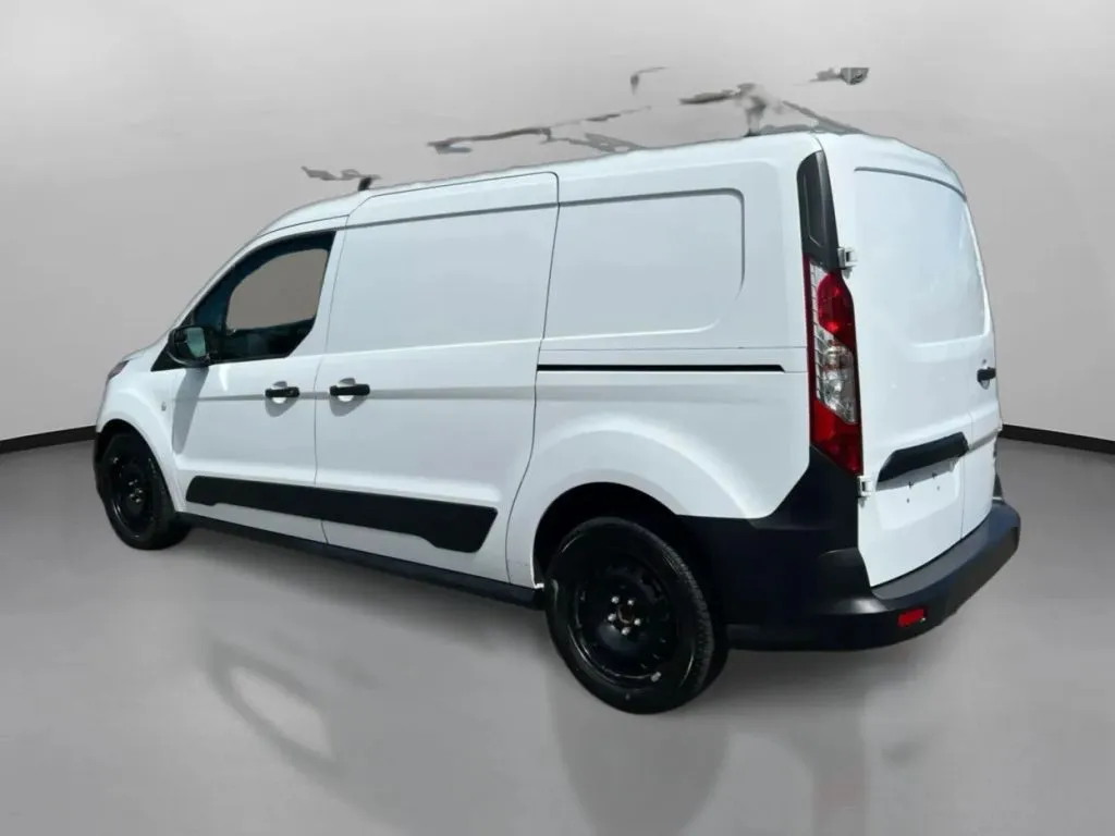Ford Transit Connect photo 13