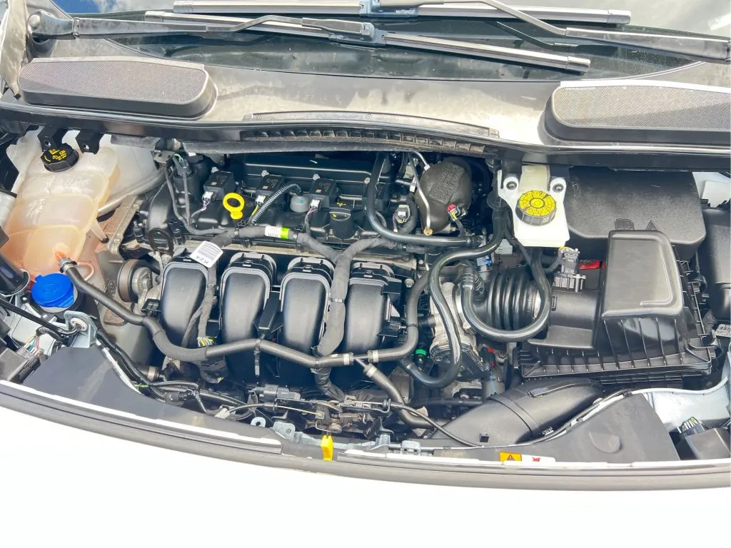 Ford Transit Connect photo 28
