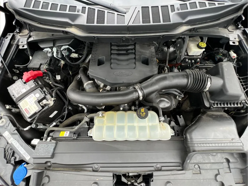 Ford F-150 photo 27