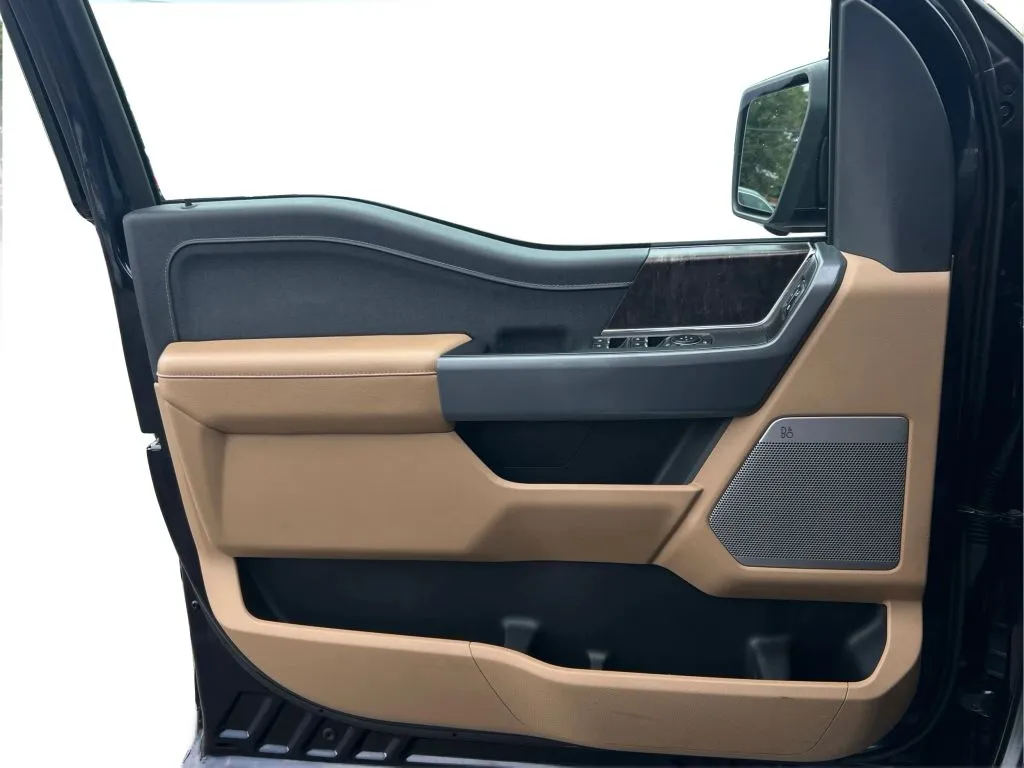 Ford F-150 photo 25