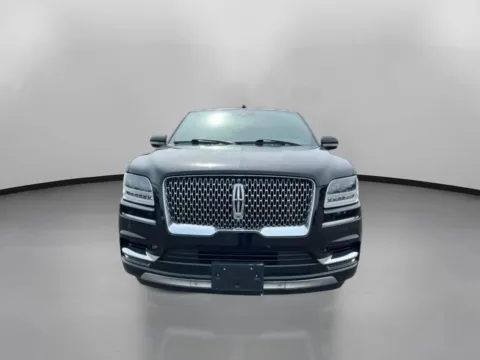 Another view of 2020 Lincoln Navigator L Reserve Sport Utility 4D for sale in Manchester, CT at Drivemax