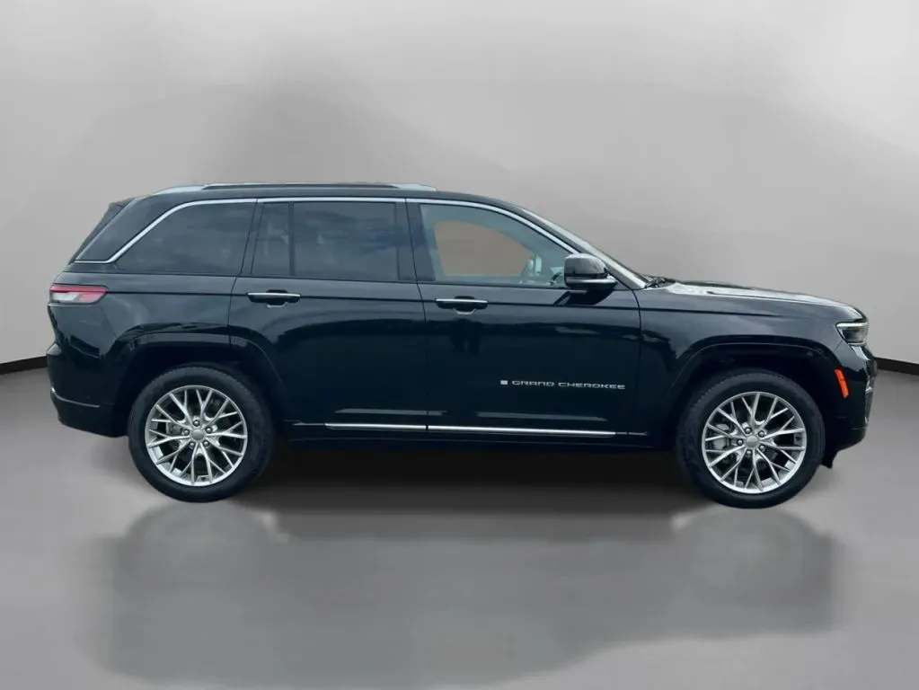 Jeep Grand Cherokee photo 7