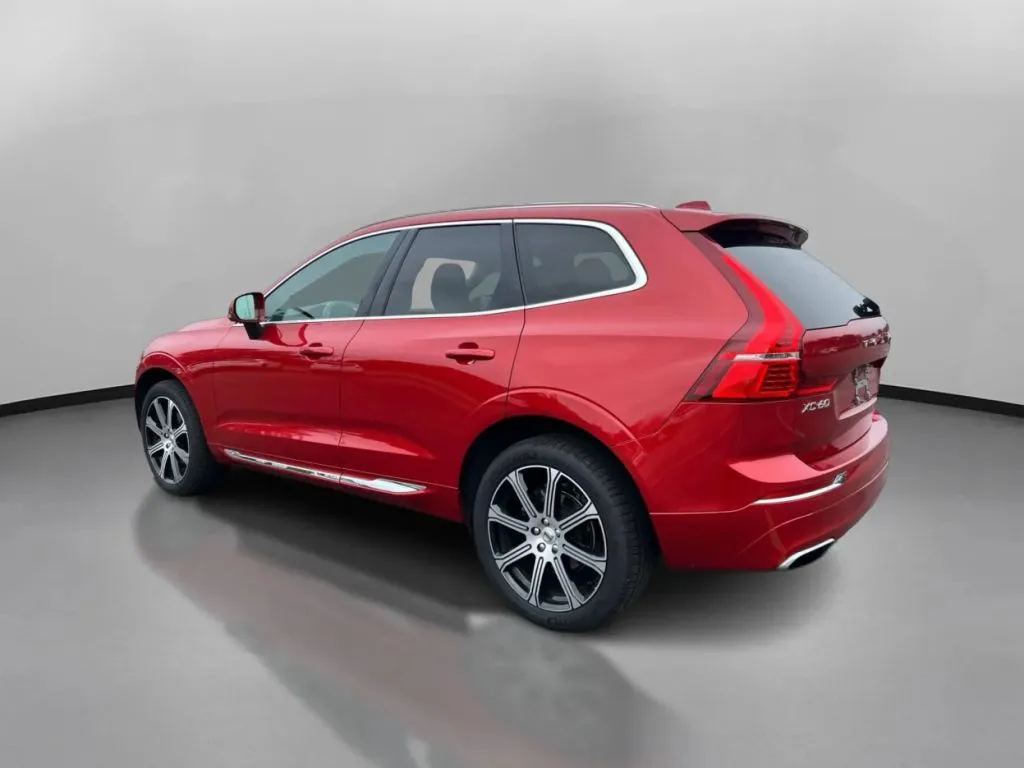 Volvo XC60 photo 13