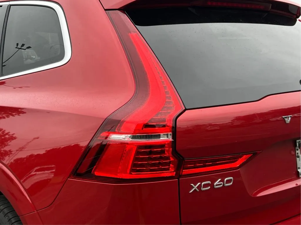 Volvo XC60 photo 34
