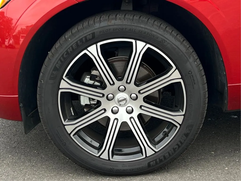 Volvo XC60 photo 31