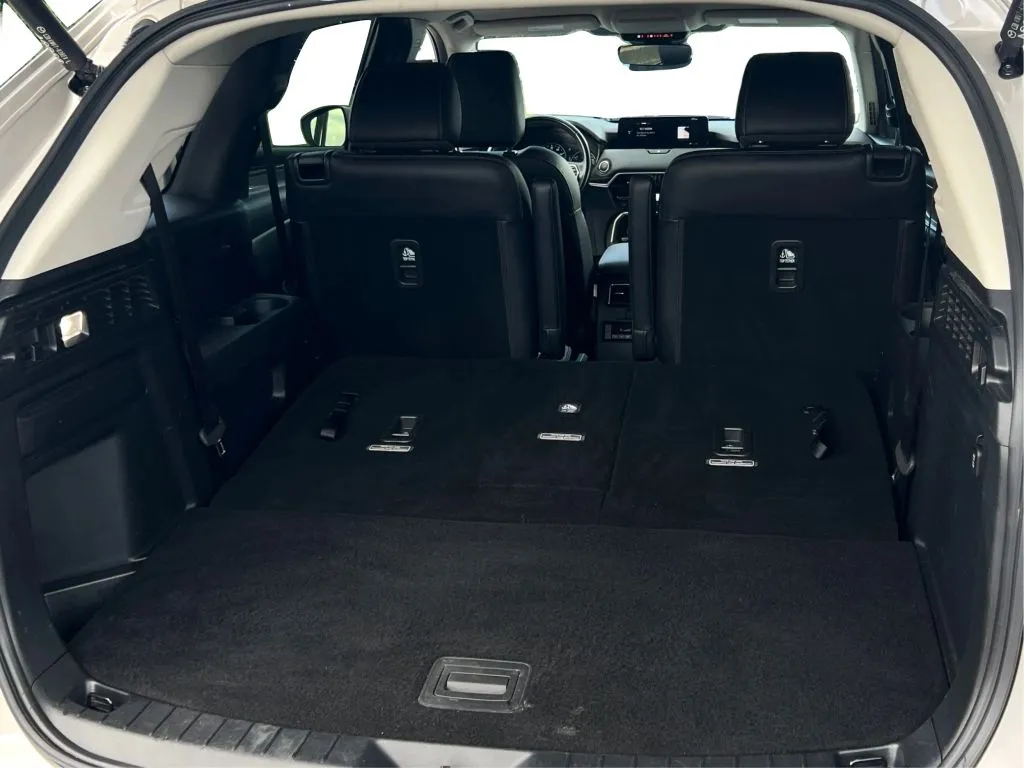 Mazda CX-90 photo 18