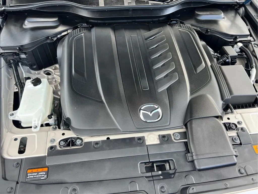Mazda CX-90 photo 29