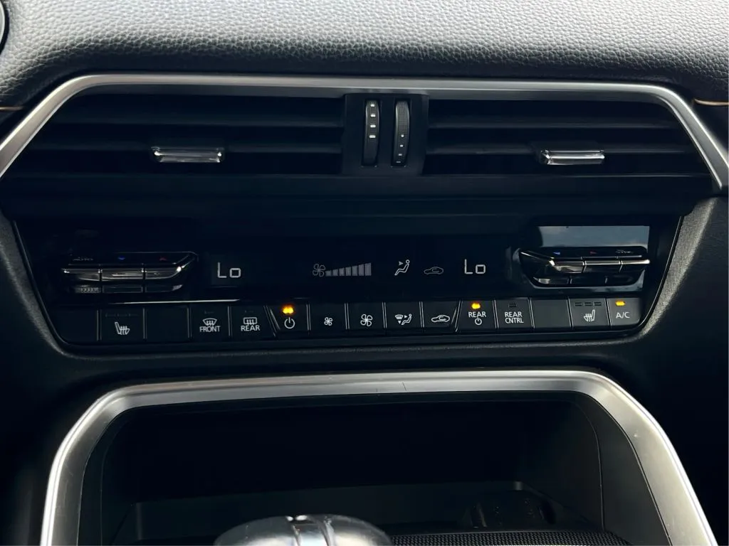 Mazda CX-90 photo 40