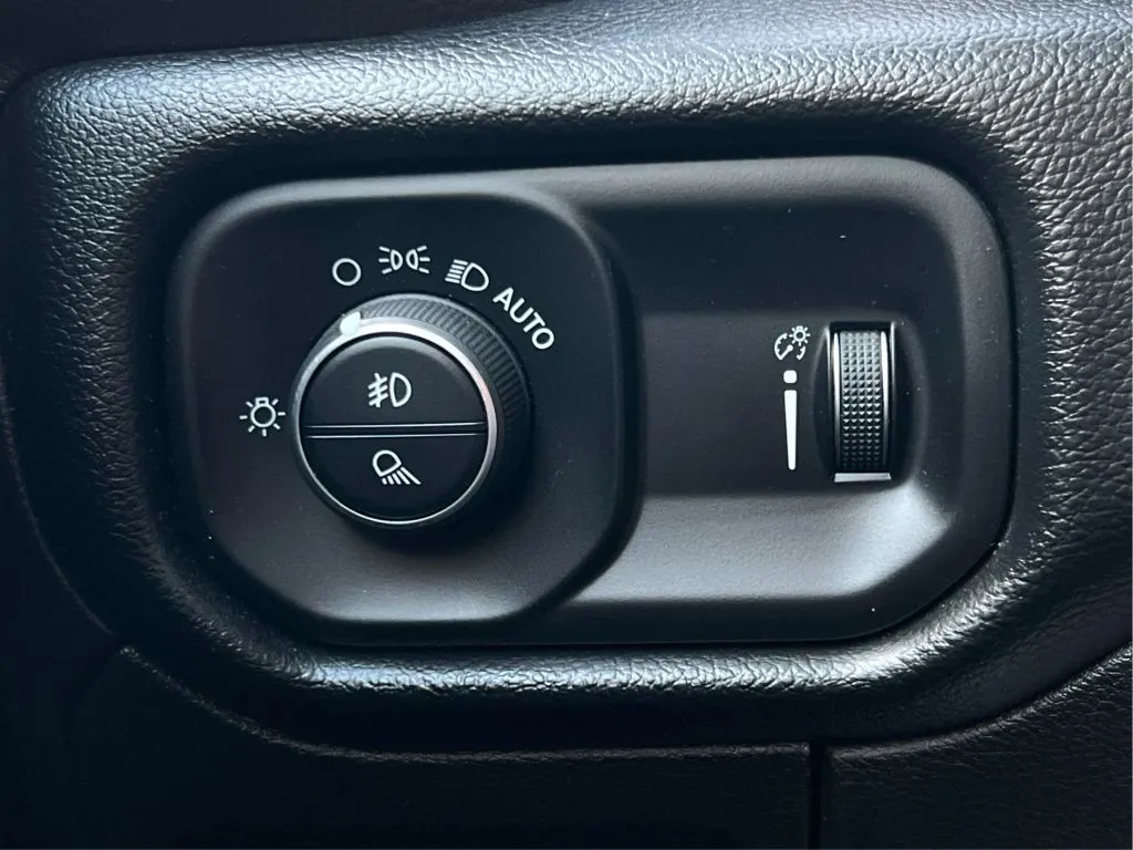 Ram 1500 photo 23