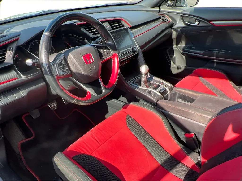 Honda Civic Type R photo 16