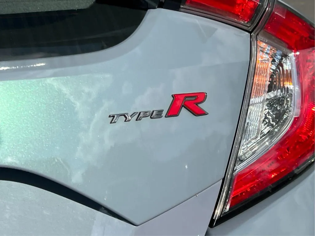 Honda Civic Type R photo 29