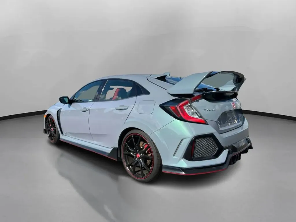 Honda Civic Type R photo 13