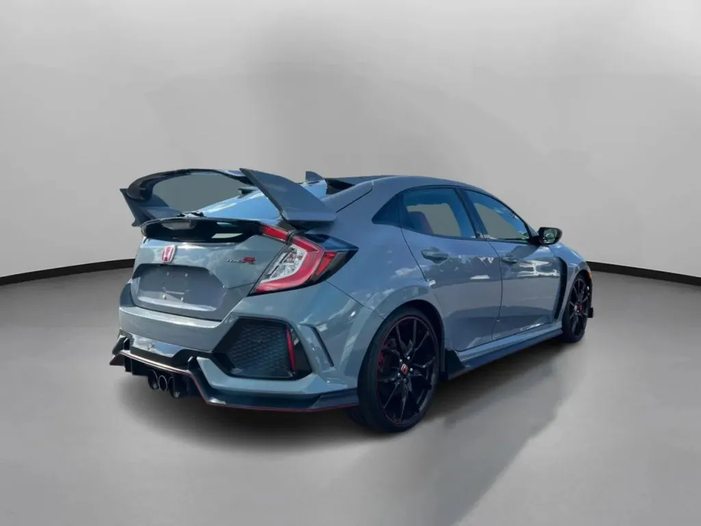 Honda Civic Type R photo 9