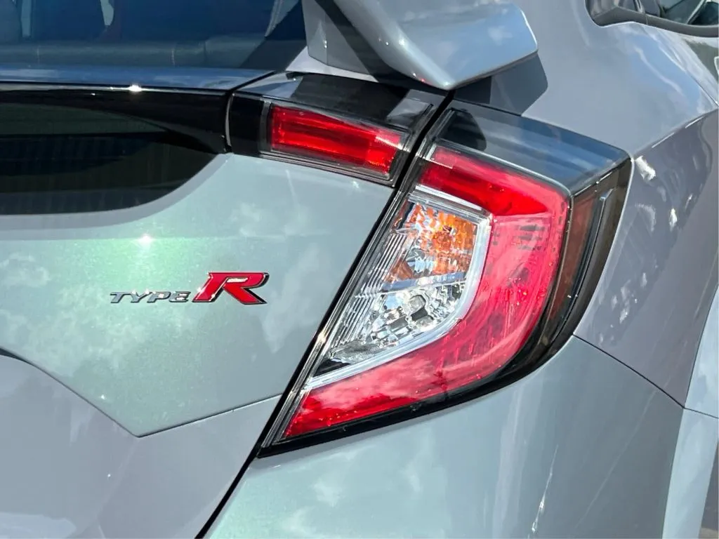 Honda Civic Type R photo 33
