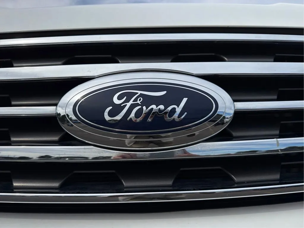 Ford Expedition photo 37
