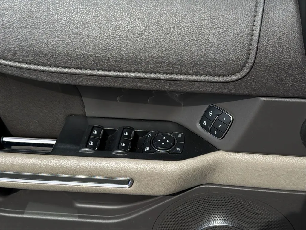 Ford Expedition photo 45