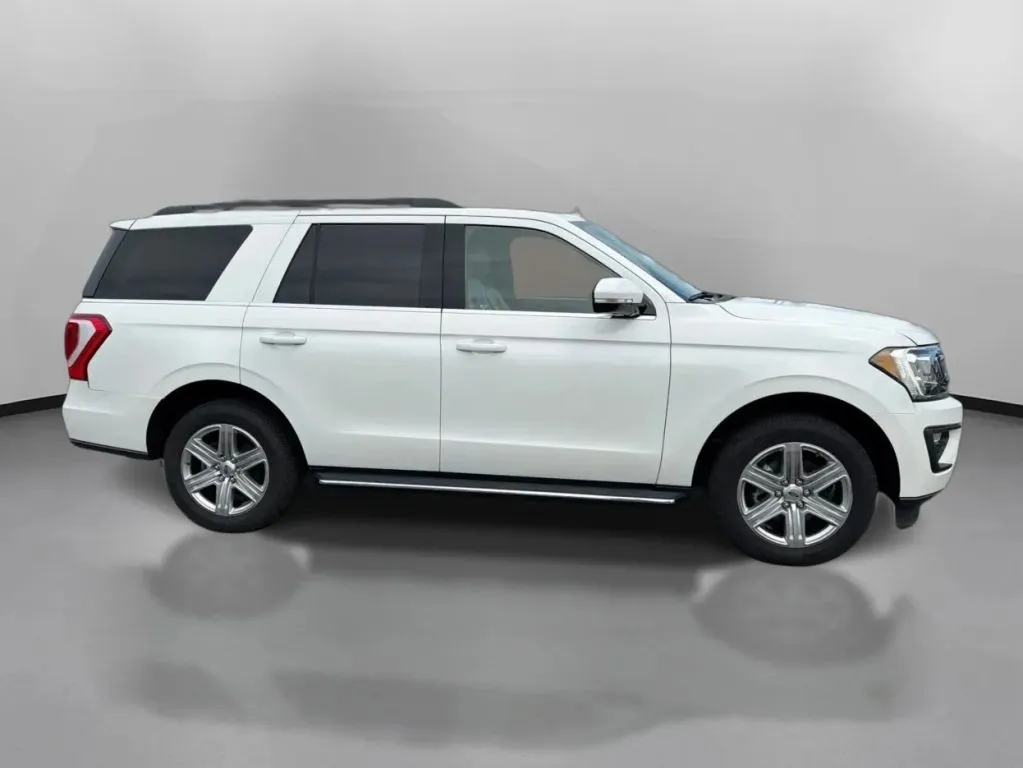 Ford Expedition photo 7