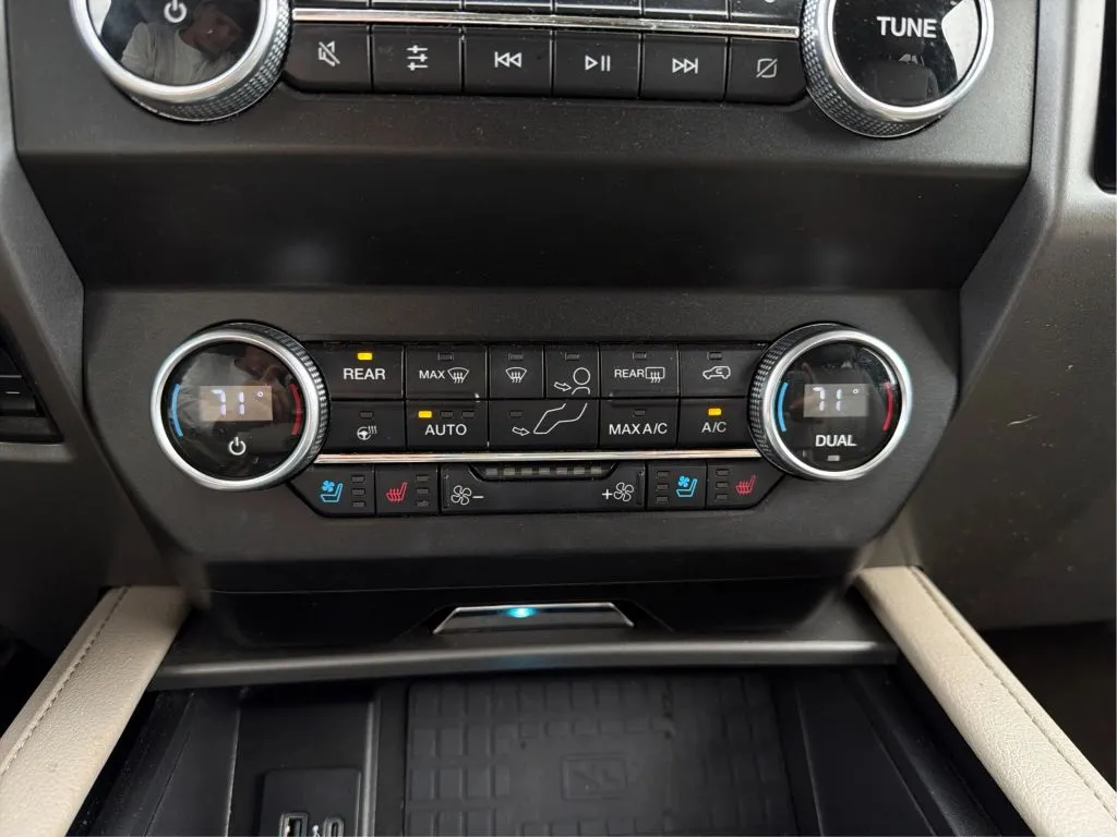 Ford Expedition photo 41