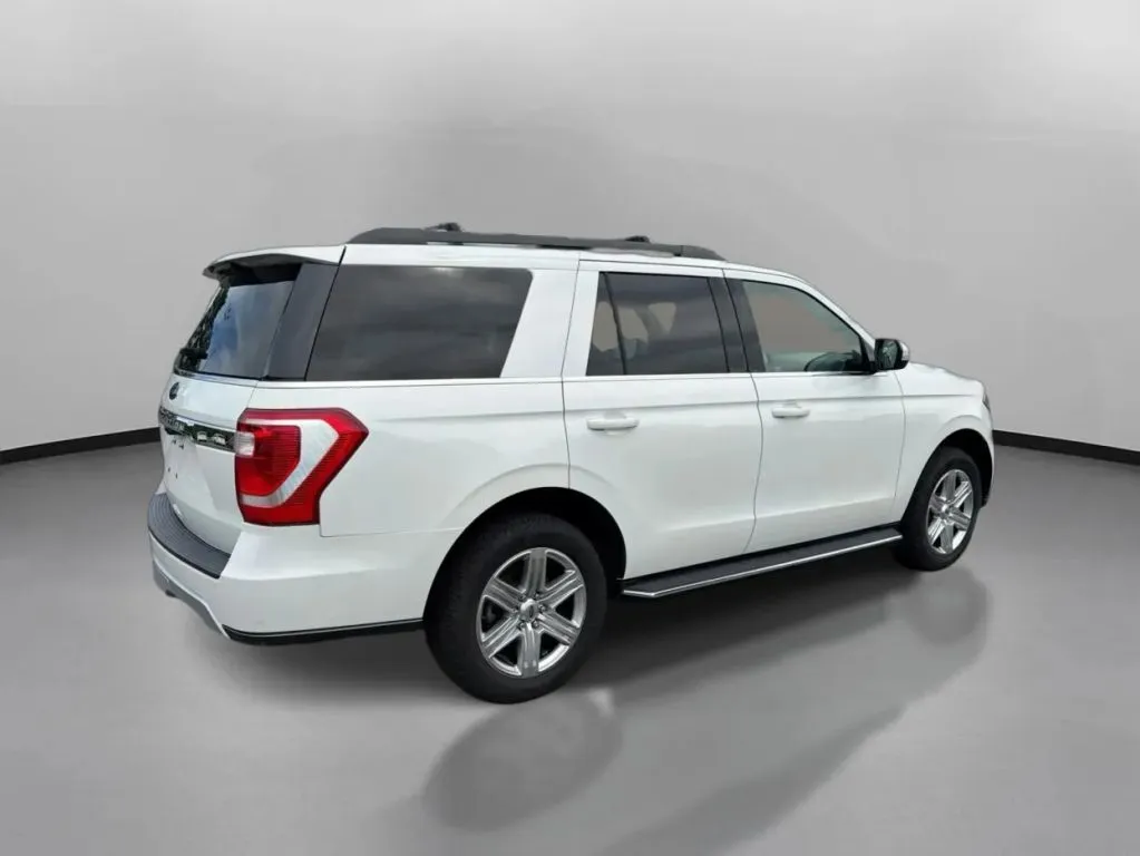 Ford Expedition photo 9