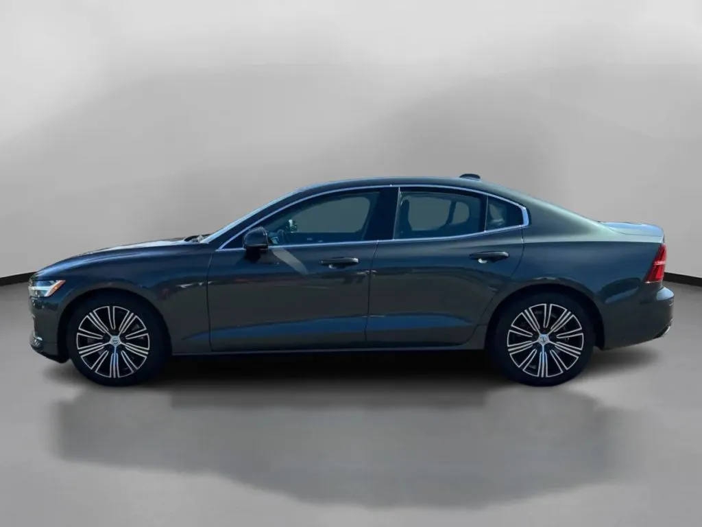 Volvo S60 photo 15
