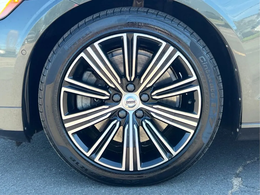 Volvo S60 photo 31