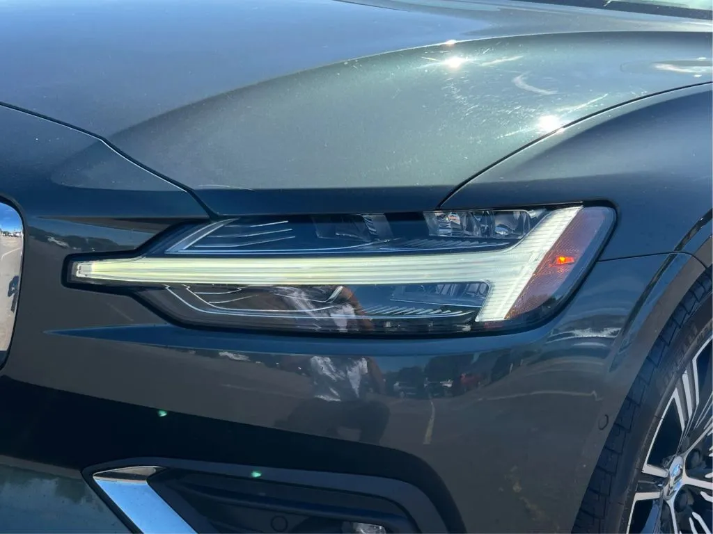 Volvo S60 photo 33