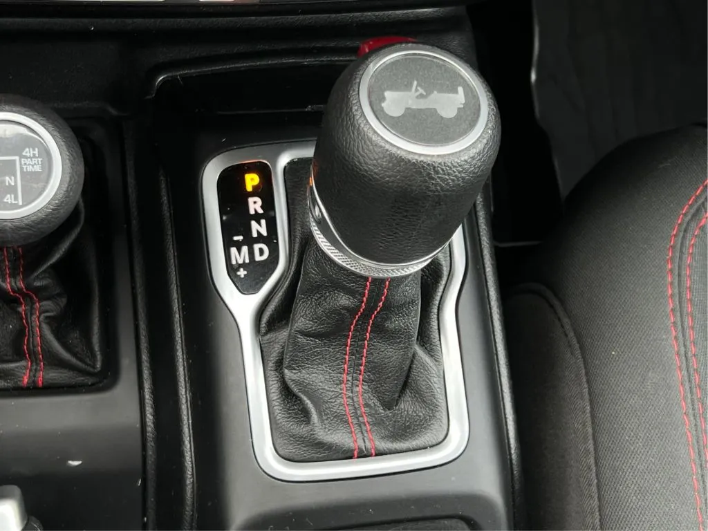 Jeep Wrangler photo 48