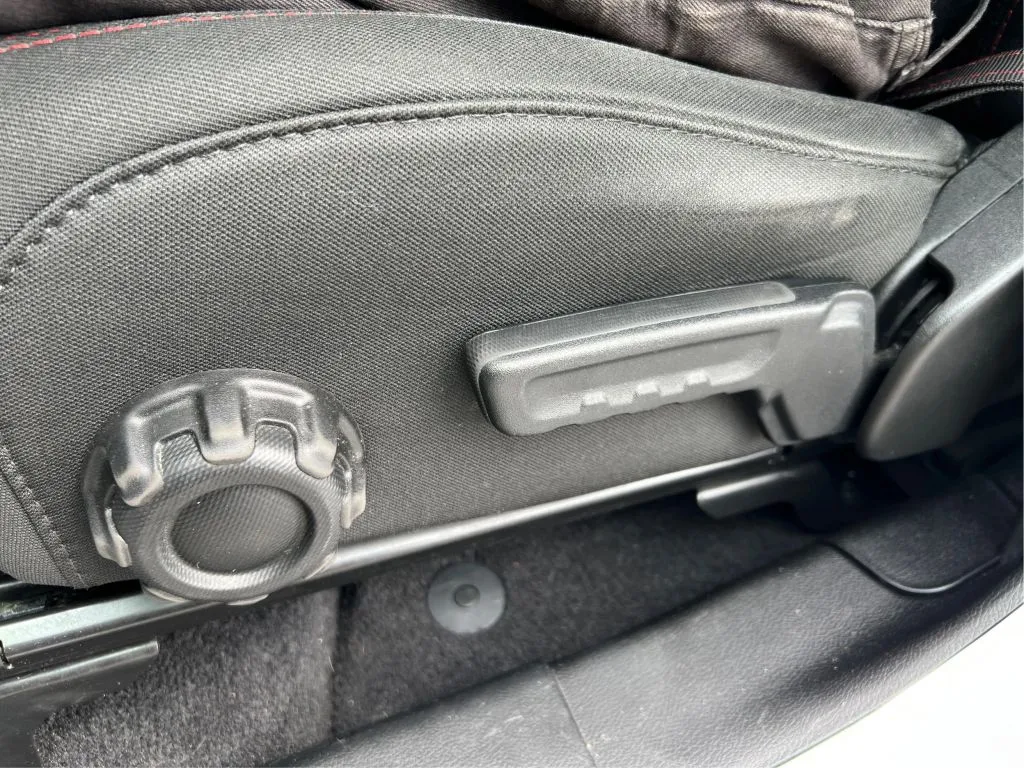 Jeep Wrangler photo 25