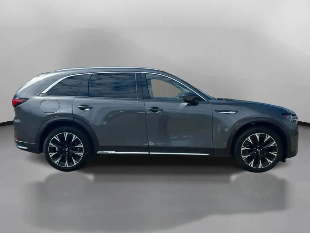 Mazda CX-90 photo 7