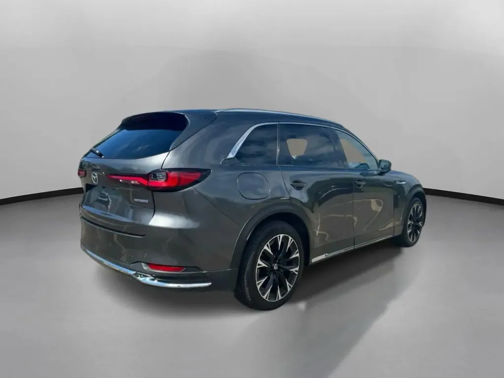 Mazda CX-90 photo 9